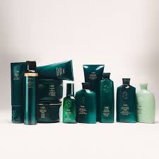 Eternal Curls Cleansing Creme non-foaming cleanser with nourishing oils, citrus extracts, water-mint essence, teal lineup.